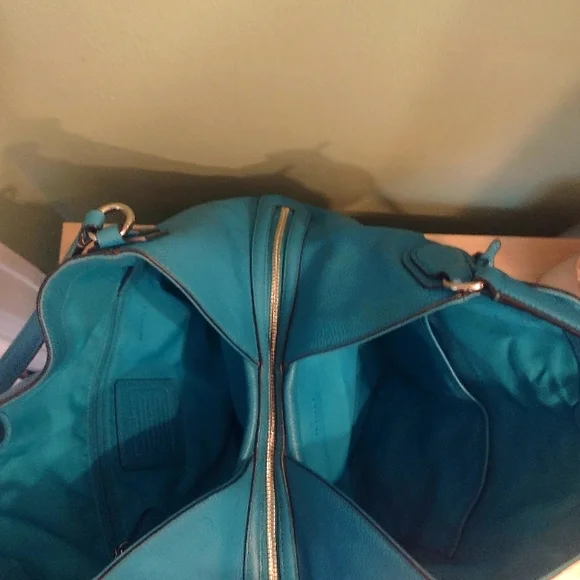 Coach Edie 31 Shoulder Bag Pebble Leather - Picture 8 of 16